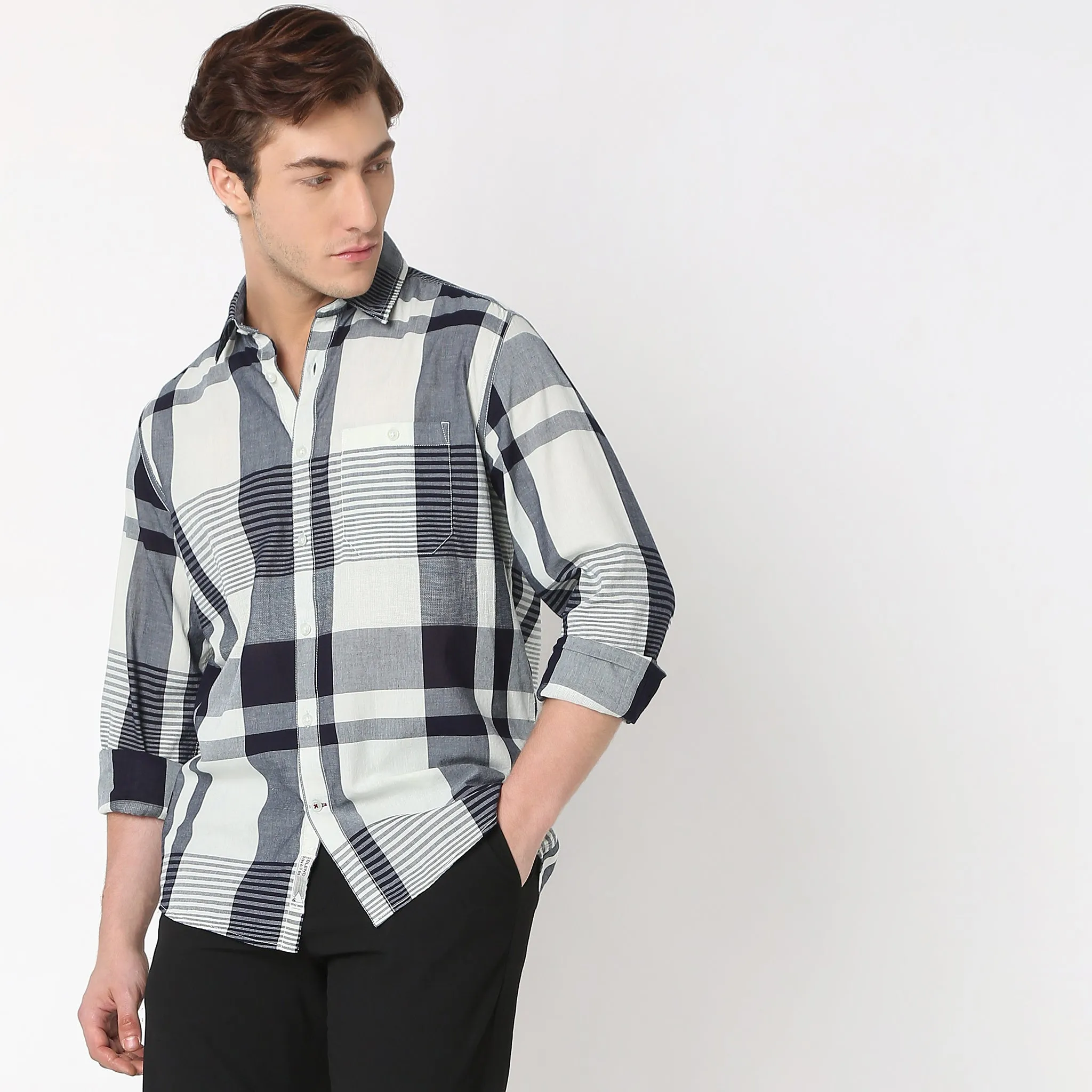 Cruiser™ Authentic Indigo Regular Fit Shirt Modern Checks Versatile combo