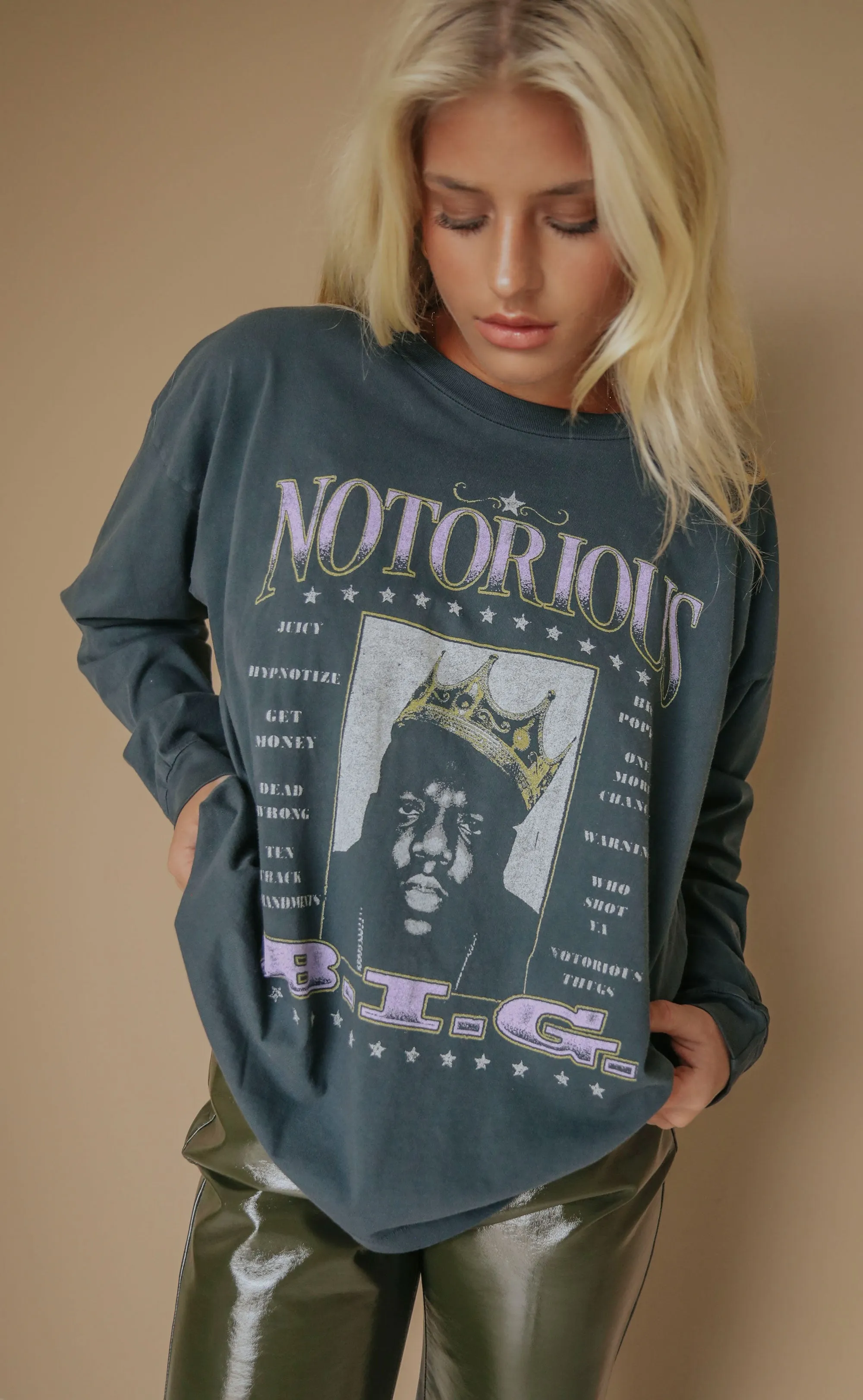 daydreamer: notorious big long sleeve merch - vintage black