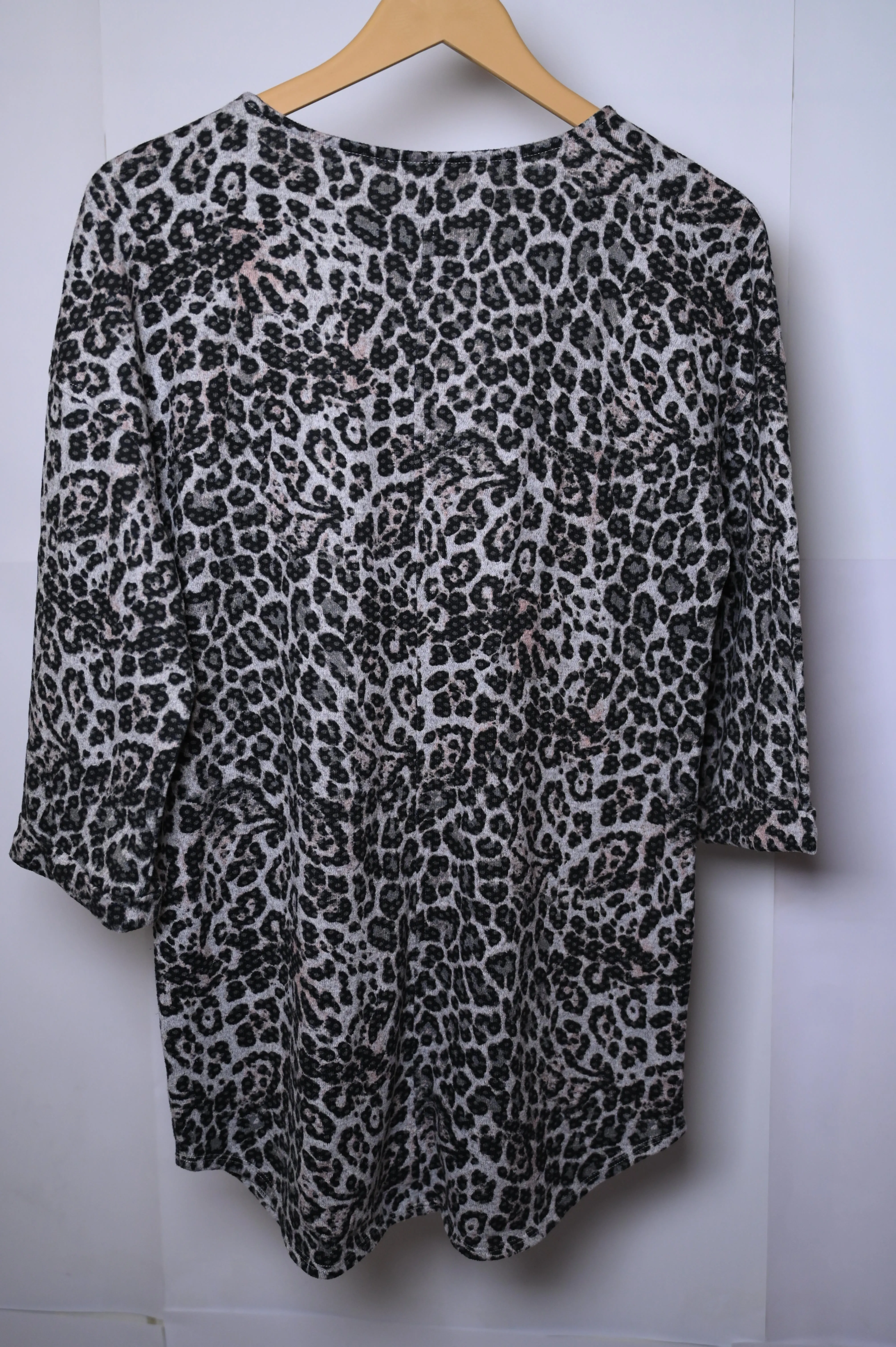 F&F Leopard Print Full-Sleeve Shirt in Black, Grey & Off-White