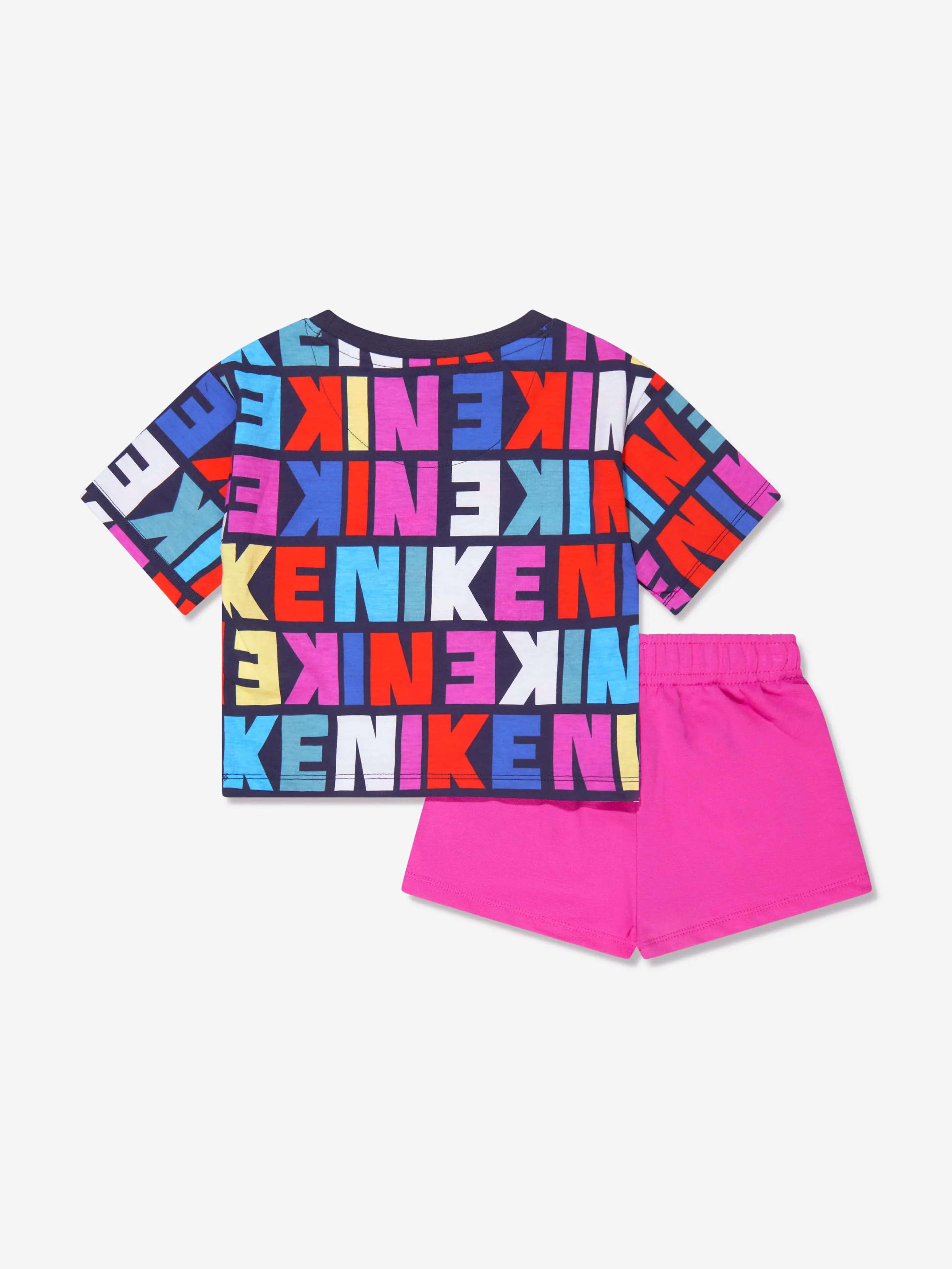 Nike Girls T-Shirt And Shorts Set in Pink