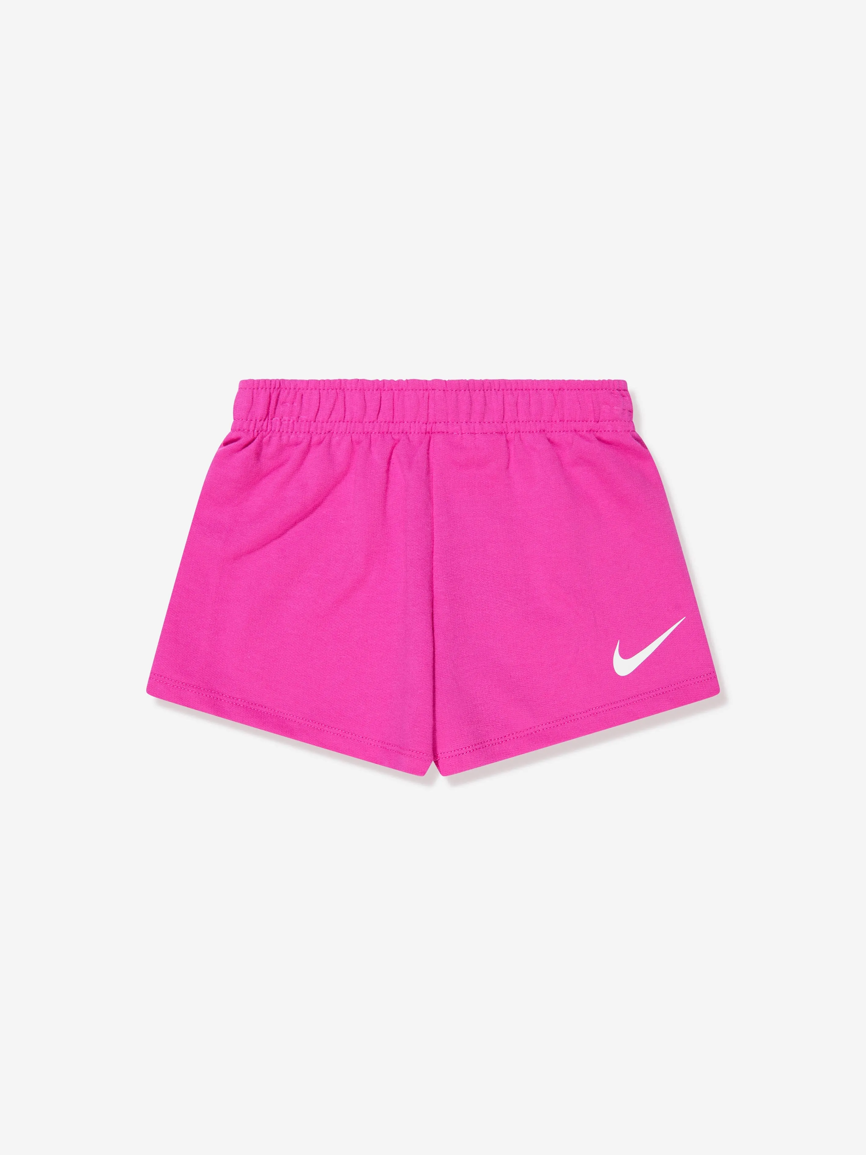 Nike Girls T-Shirt And Shorts Set in Pink